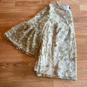 Elegant Floral Embroidered Top